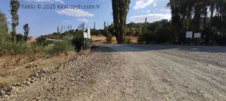 İki yıldır asfaltlanmayı bekleyen yol, çileden çıkarıyor